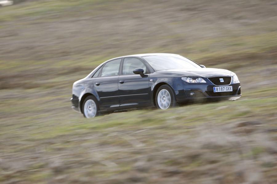  Seat Exeo 2009 года  (фото 143 из 180)